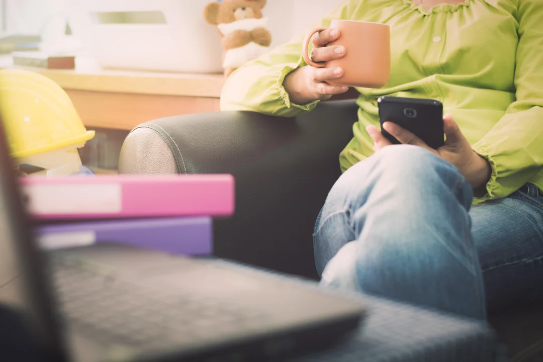 A visual representation of how social media content captures attention.